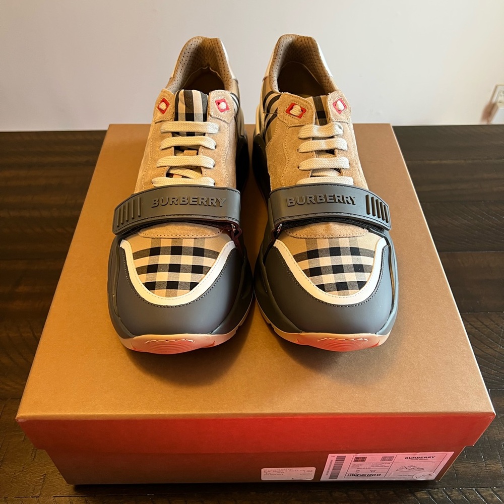 Vintage Burberry Ramsey Grey/Archive Beige Checkerboard Size 44 EU 8031098 NIB - Picture 6 of 16